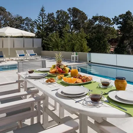 Alonaki Bay Vila
