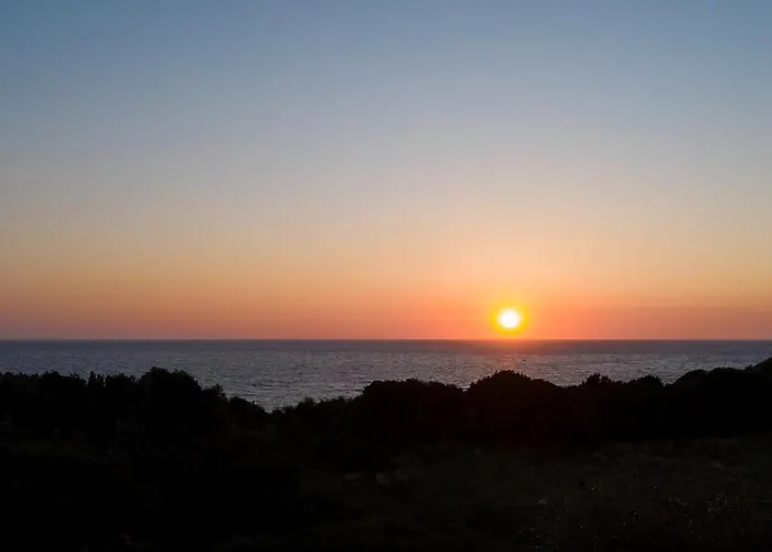 וילה Alonaki Bay