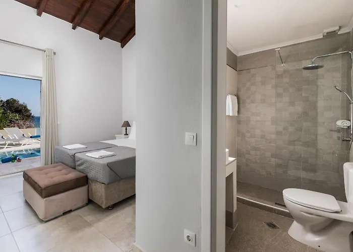 Alonaki Bay Chalikounas