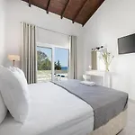 Alonaki Bay *
