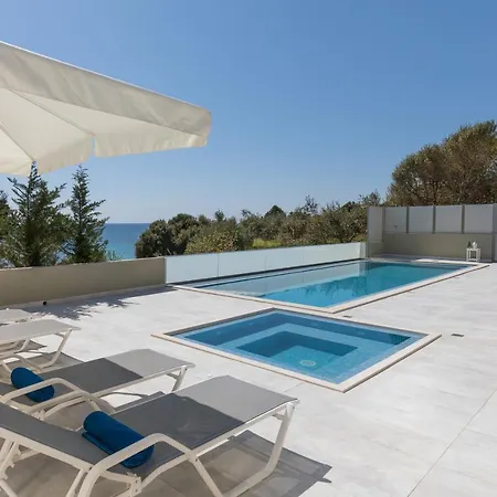 Alonaki Bay * Halikounas